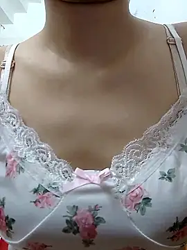 SusanRoces online show from 09/17/25, 08:49