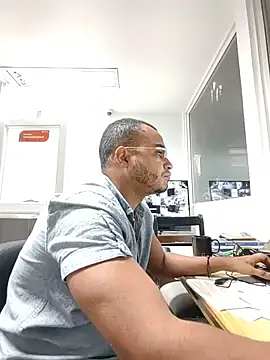 SanChacal5694 online show from 01/05/26, 10:13