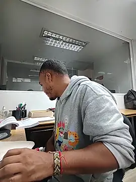 SanChacal5694 online show from 03/12/26, 10:27