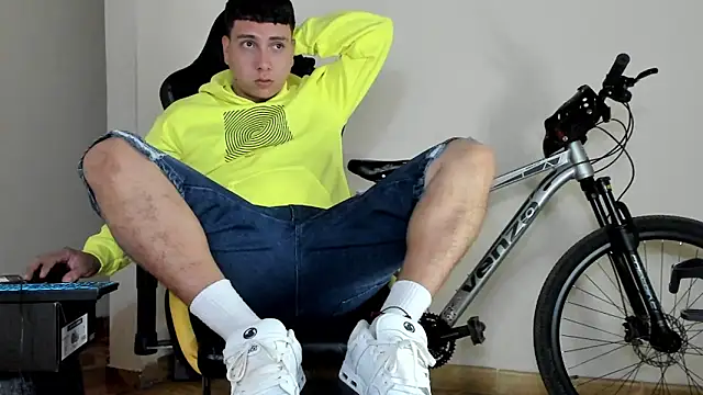 HELLSTAR online show from 10/20/25, 08:04