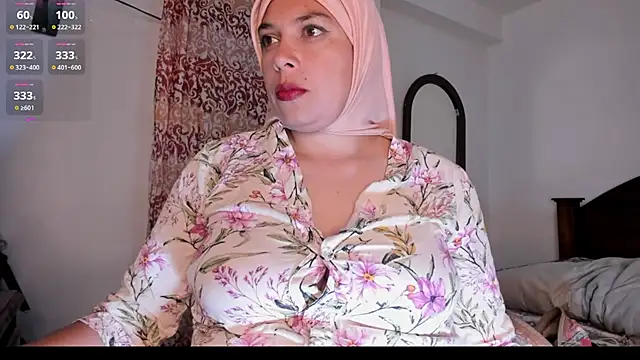 Snapshot of Noortaheri88 chatting on 11/25/25, 08:25 Noortaheri88 online show from 11/25/25, 08:25