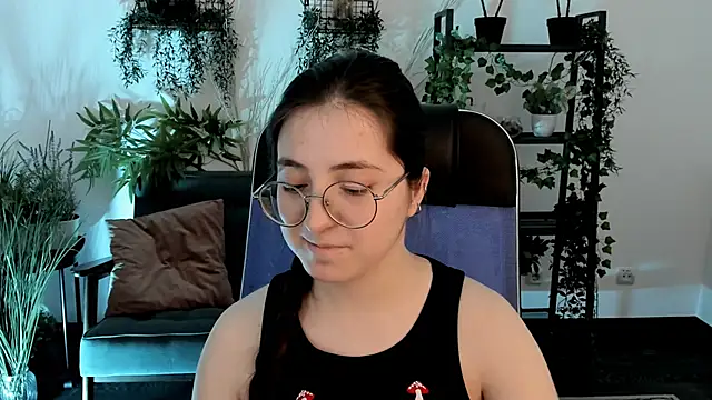 Snapshot of VirtuallVoyant chatting on 12/02/25, 05:46 VirtuallVoyant online show from 12/02/25, 05:46