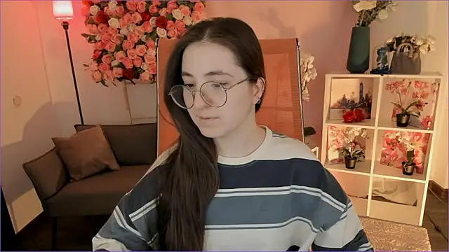 VirtuallVoyant online show from 02/25/26, 01:26