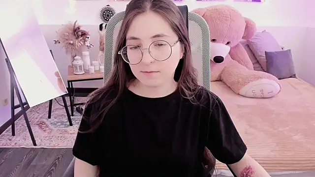 Snapshot of VirtuallVoyant chatting on 03/09/26, 07:12 VirtuallVoyant online show from 03/09/26, 07:12