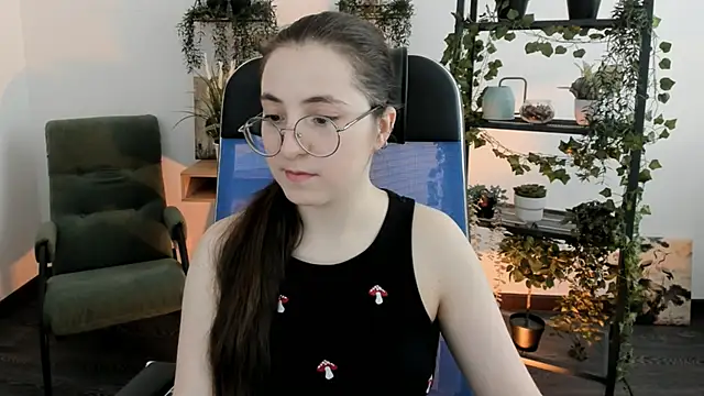 Snapshot of VirtuallVoyant chatting on 03/17/26, 07:12 VirtuallVoyant online show from 03/17/26, 07:12