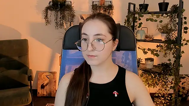 Snapshot of VirtuallVoyant chatting on 03/30/26, 06:53 VirtuallVoyant online show from 03/30/26, 06:53