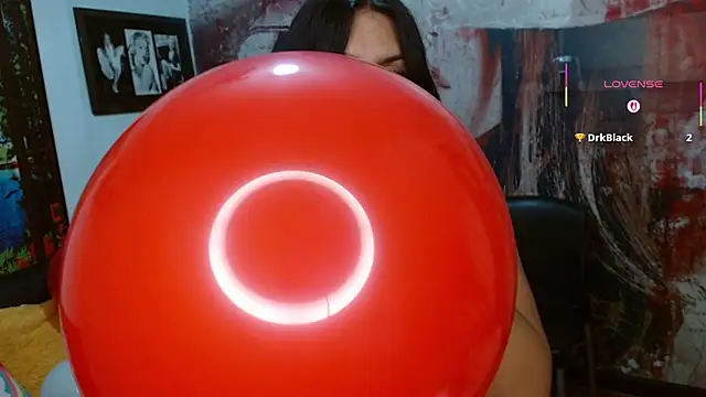 Snapshot of gigi_gilt_ chatting on 02/15/26, 04:20 gigi gilt online show from 02/15/26, 04:20