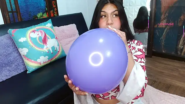 Snapshot of gigi_gilt_ chatting on 02/20/26, 04:20 gigi gilt online show from 02/20/26, 04:20