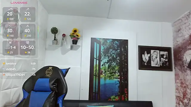 Snapshot of gigi_gilt_ chatting on 03/22/26, 09:23 gigi gilt online show from 03/22/26, 09:23