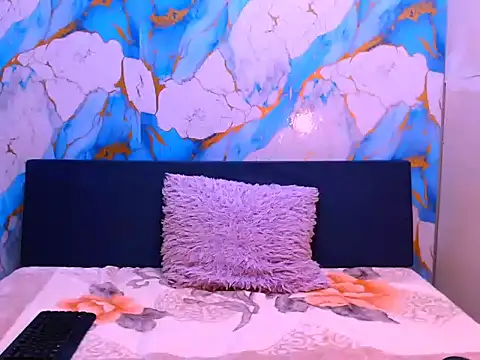 Snapshot of ebonypretty4u69 chatting on 09/17/25, 06:15 ebonypretty4u69 online show from 09/17/25, 06:15