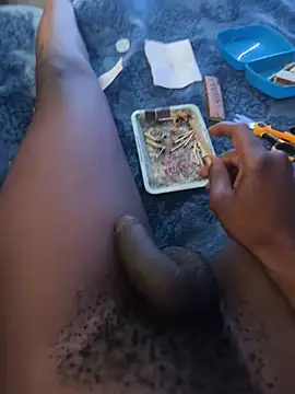 kamo012000 online show from 12/22/25, 04:09