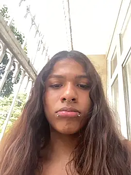 Snapshot of cam11_07 chatting on 03/01/26, 08:33 cam11 07 online show from 03/01/26, 08:33