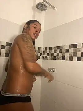 Snapshot of cam11_07 chatting on 03/26/26, 07:19 cam11 07 online show from 03/26/26, 07:19