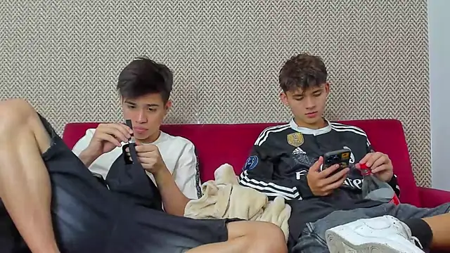 willy sexxx18 online show from 02/06/26, 07:28