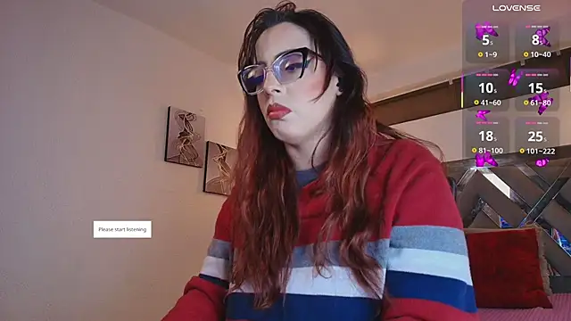 Snapshot of Rossi_ss1 chatting on 11/07/25, 04:23 Rossi ss1 online show from 11/07/25, 04:23