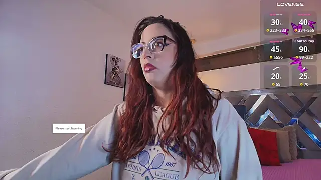 Snapshot of Rossi_ss1 chatting on 11/16/25, 04:40 Rossi ss1 online show from 11/16/25, 04:40