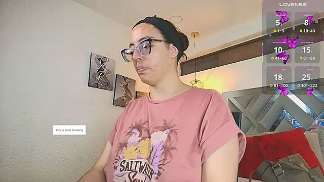 Snapshot of Rossi_ss1 chatting on 12/05/25, 03:37 Rossi ss1 online show from 12/05/25, 03:37