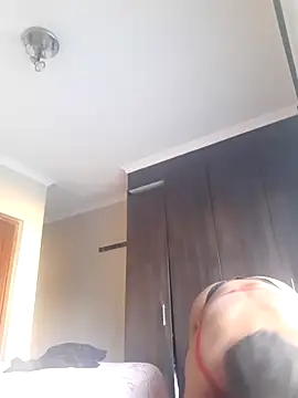 Snapshot of SweetBerryBliss chatting on 10/27/25, 03:27 SweetBerryBliss online show from 10/27/25, 03:27