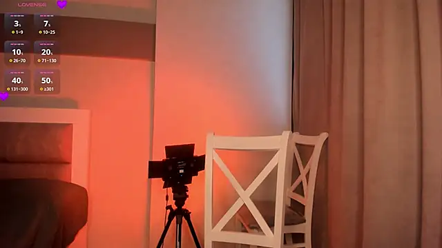 Snapshot of Clarity_Yumi chatting on 10/22/25, 03:40 Clarity Yumi online show from 10/22/25, 03:40