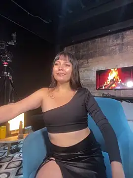 chloeey777  online show from 02/03/26, 01:16