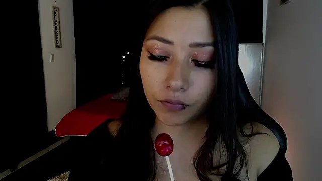 Mia 1120 online show from 09/15/25, 11:38