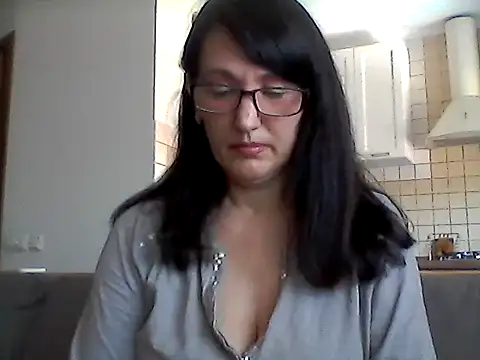 Elena48324 online show from 05/02/26, 10:31
