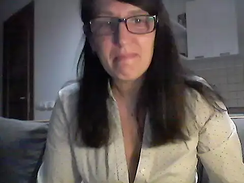 Elena48324 online show from 05/20/26, 06:03