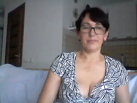 Snapshot of Elena48324 chatting on 07/03/26, 11:16 Elena48324 online show from 07/03/26, 11:16