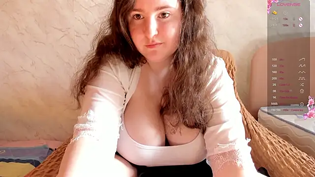 Snapshot of alice_allens chatting on 05/23/26, 04:07 alice allens online show from 05/23/26, 04:07
