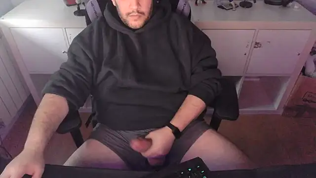 axelsito2 online show from 10/10/25, 12:37