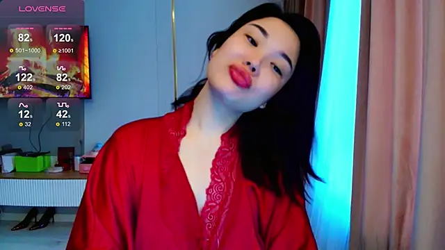 Snapshot of hwa_rin chatting on 12/17/25, 03:45 hwa rin online show from 12/17/25, 03:45