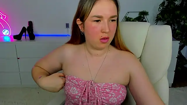 Sofii darling online show from 03/04/26, 05:41