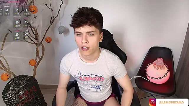 Snapshot of stev_austin_ chatting on 10/14/25, 09:15 stev austin online show from 10/14/25, 09:15