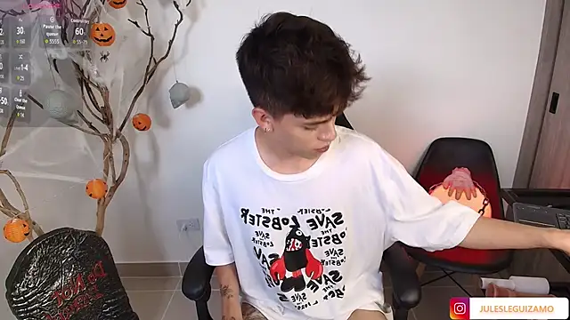 Snapshot of stev_austin_ chatting on 10/15/25, 06:30 stev austin online show from 10/15/25, 06:30