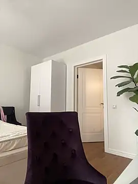 Snapshot of AmandaStoun chatting on 04/14/26, 09:04 AmandaStoun online show from 04/14/26, 09:04