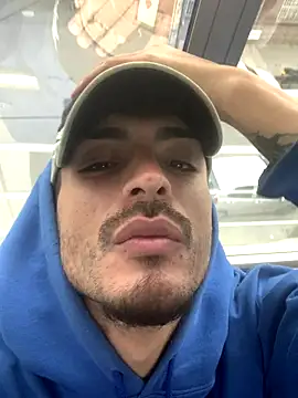 malek xarx  online show from 09/10/25, 01:44