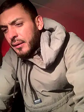 malek xarx  online show from 10/10/25, 01:37