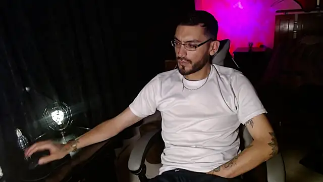 malek xarx  online show from 02/10/26, 02:04