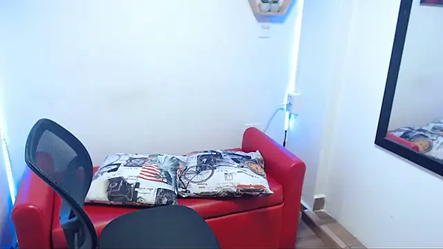 DIVAX MONSERRAT online show from 09/23/25, 08:34