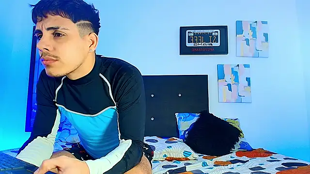 Luke Stone online show from 10/28/25, 06:43