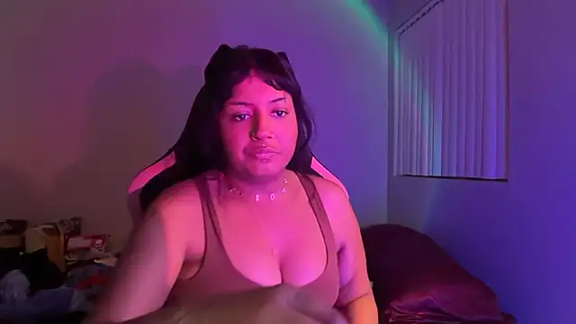 Snapshot of pressuremami chatting on 09/27/25, 03:33 pressuremami online show from 09/27/25, 03:33