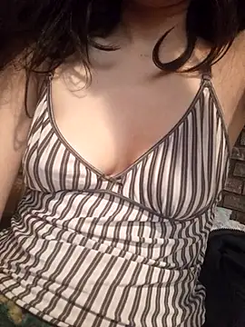 agusttt2667 online show from 05/13/26, 05:21