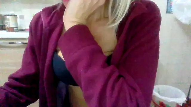 Kelly80 online show from 10/15/25, 03:06