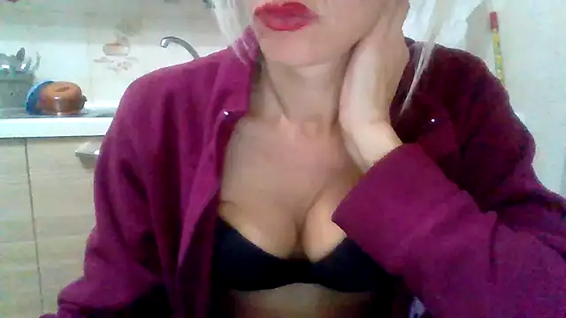 Kelly80 online show from 10/15/25, 05:13