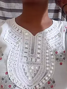 Snapshot of Fiza_Rani78 chatting on 08/05/26, 02:25 Fiza Rani78 online show from 08/05/26, 02:25