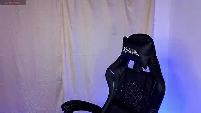 Snapshot of Danny_cute_05 chatting on 04/18/26, 02:59 Danny cute 05 online show from 04/18/26, 02:59