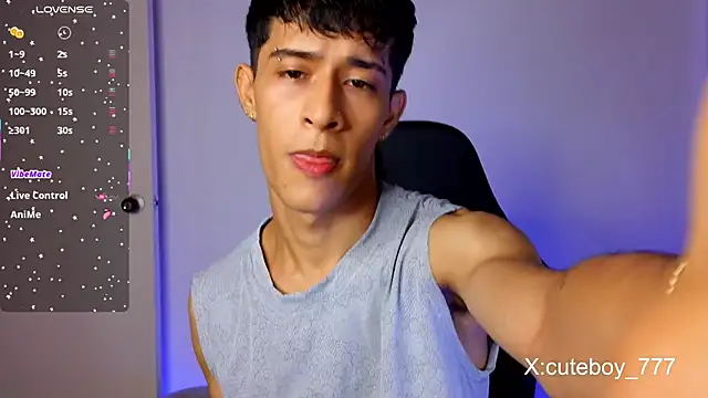 Snapshot of Danny_cute_05 chatting on 05/23/26, 10:25 Danny cute 05 online show from 05/23/26, 10:25