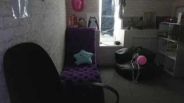 Betty Brick online show from 05/31/26, 02:13