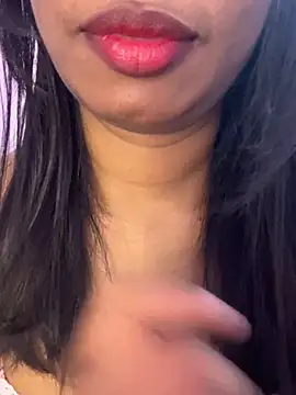 Snapshot of tamil_Aarathi chatting on 05/13/26, 05:10 tamil Aarathi online show from 05/13/26, 05:10