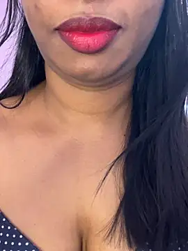 Snapshot of tamil_Aarathi chatting on 05/25/26, 05:19 tamil Aarathi online show from 05/25/26, 05:19
